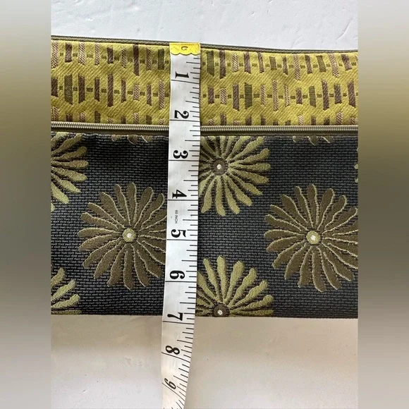 Maruca Green and Brown Patterned Clutch - Picture 7 of 10